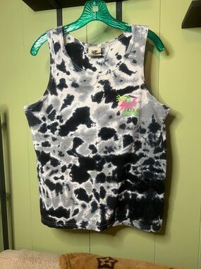 surf style Black & White Tie-Dye Tank Top with Neon Logo - Kids